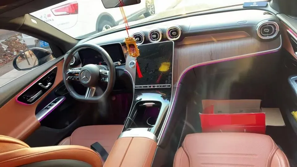 2024 Mercedes-Benz GLC Class 2.0T 258HP L4 9AT,autocango,china used car exporter,china ev exporter,chinese used car exporter,chinese used ev exporter