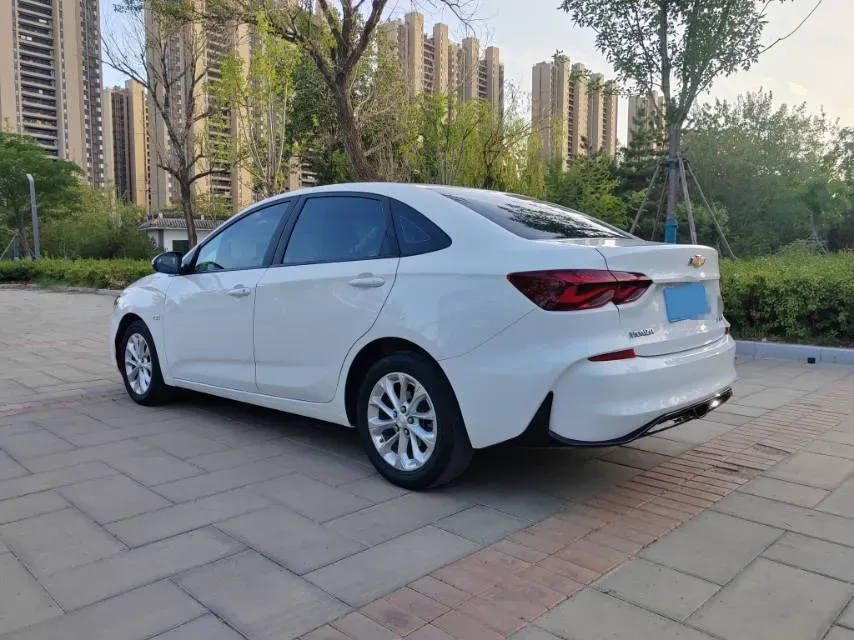 2023 Chevrolet Monza 1.5L 113HP L4 6DCT,autocango,china used car exporter,china ev exporter,chinese used car exporter,chinese used ev exporter