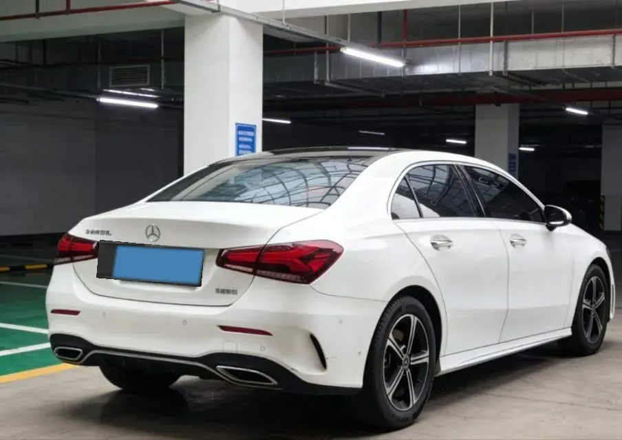 2022 Mercedes-Benz A Class 1.3T 163HP L4 7DCT,autocango,china used car exporter,china ev exporter,chinese used car exporter,chinese used ev exporter