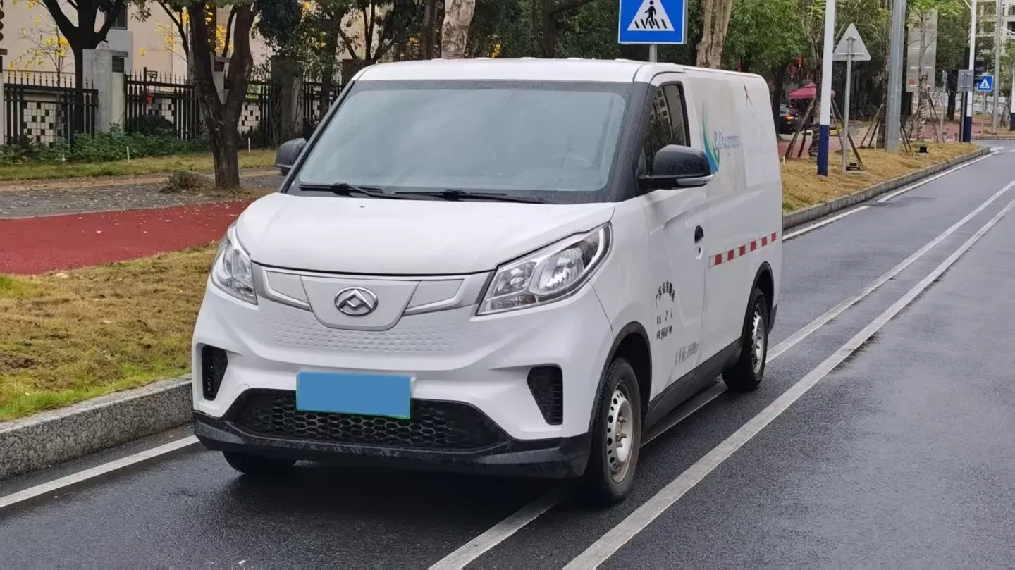 2021 Venucia Grand V 1.5T 190HP L4 7DCT,autocango,china used car exporter,china ev exporter,chinese used car exporter,chinese used ev exporter