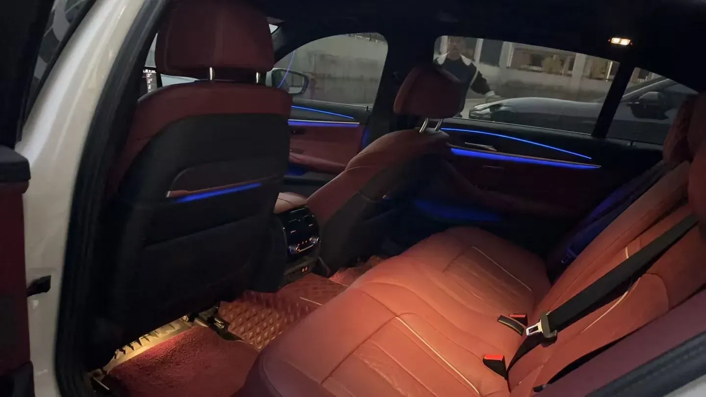 2023 BMW 5 Series 2.0T 245HP L4 8AT,autocango,china used car exporter,china ev exporter,chinese used car exporter,chinese used ev exporter