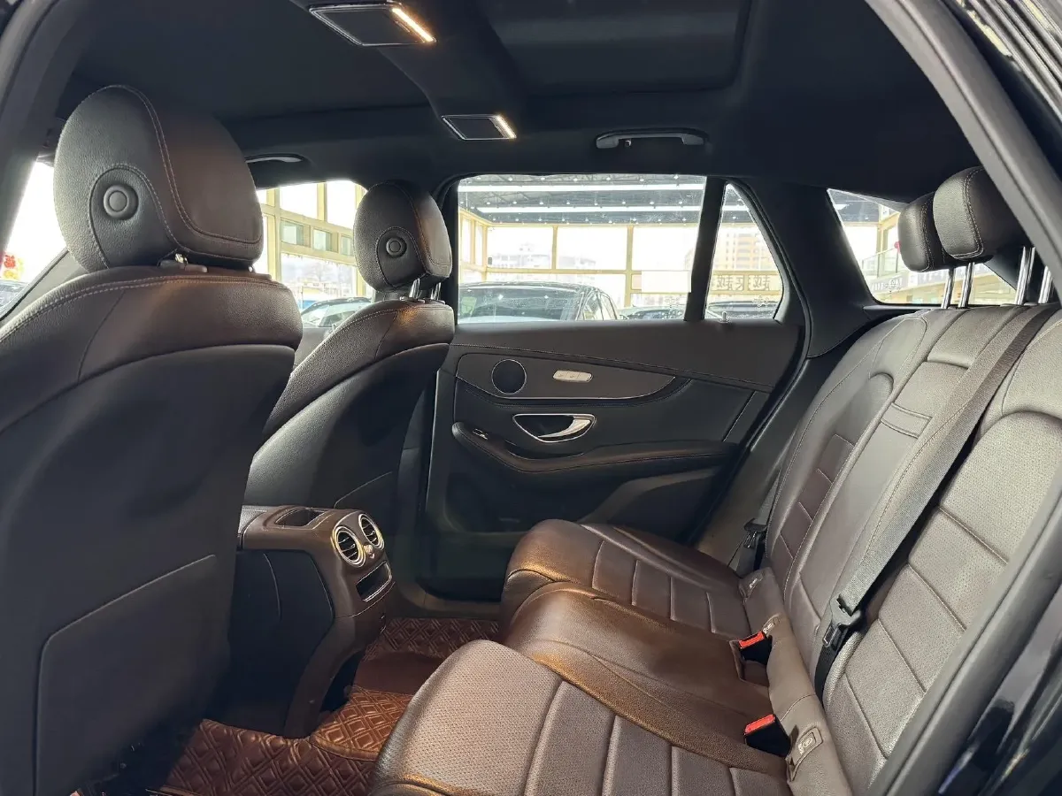 2020 Mercedes-Benz GLC Class 2.0T 197HP L4 9AT,autocango,china used car exporter,china ev exporter,chinese used car exporter,chinese used ev exporter