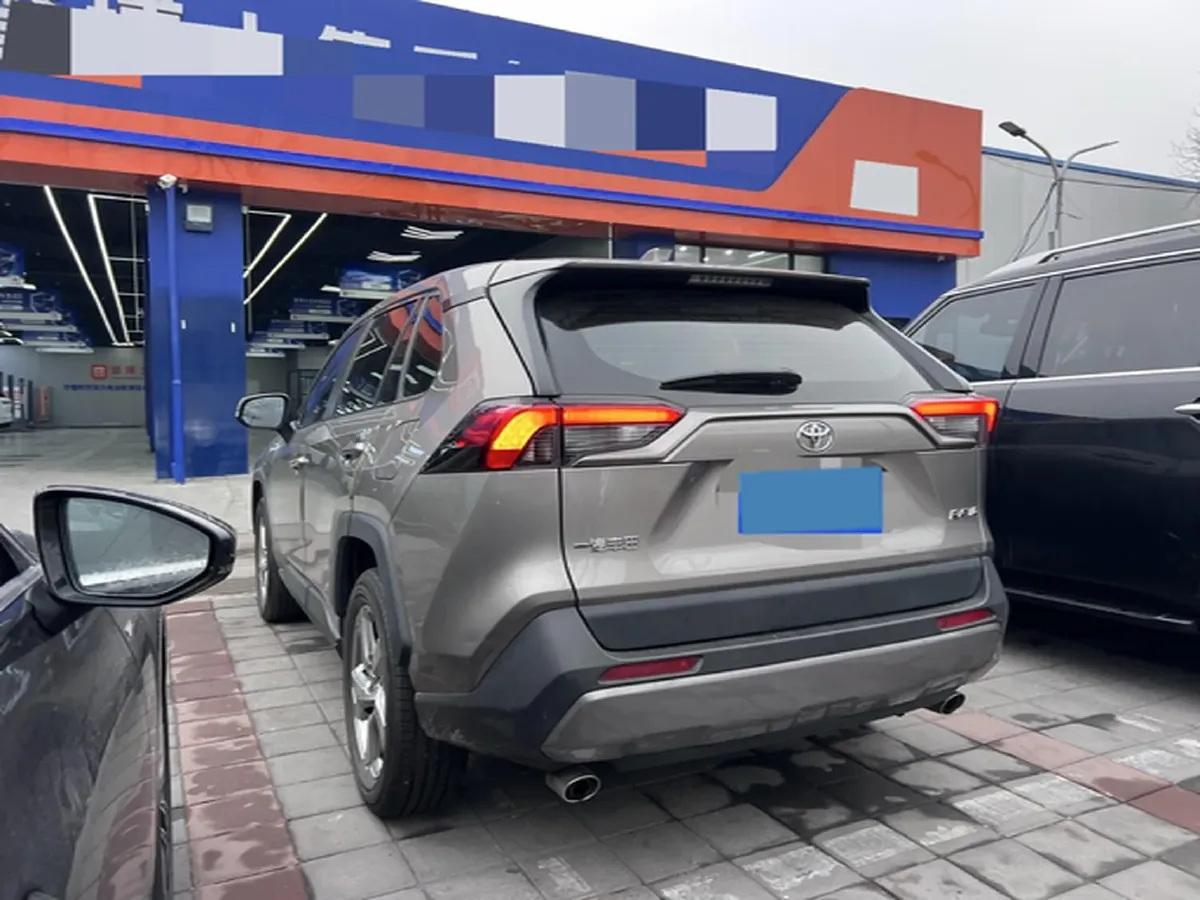 2021 Toyota RAV4 2.0L 171HP L4 CVT,autocango,china used car exporter,china ev exporter,chinese used car exporter,chinese used ev exporter