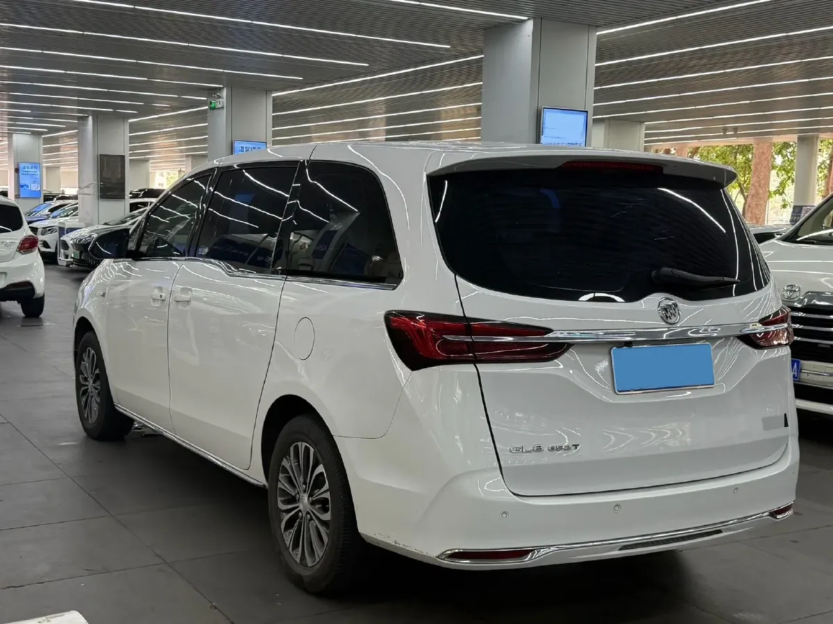 2023 Buick GL8 2.0T 237HP L4 9AT,autocango,china used car exporter,china ev exporter,chinese used car exporter,chinese used ev exporter