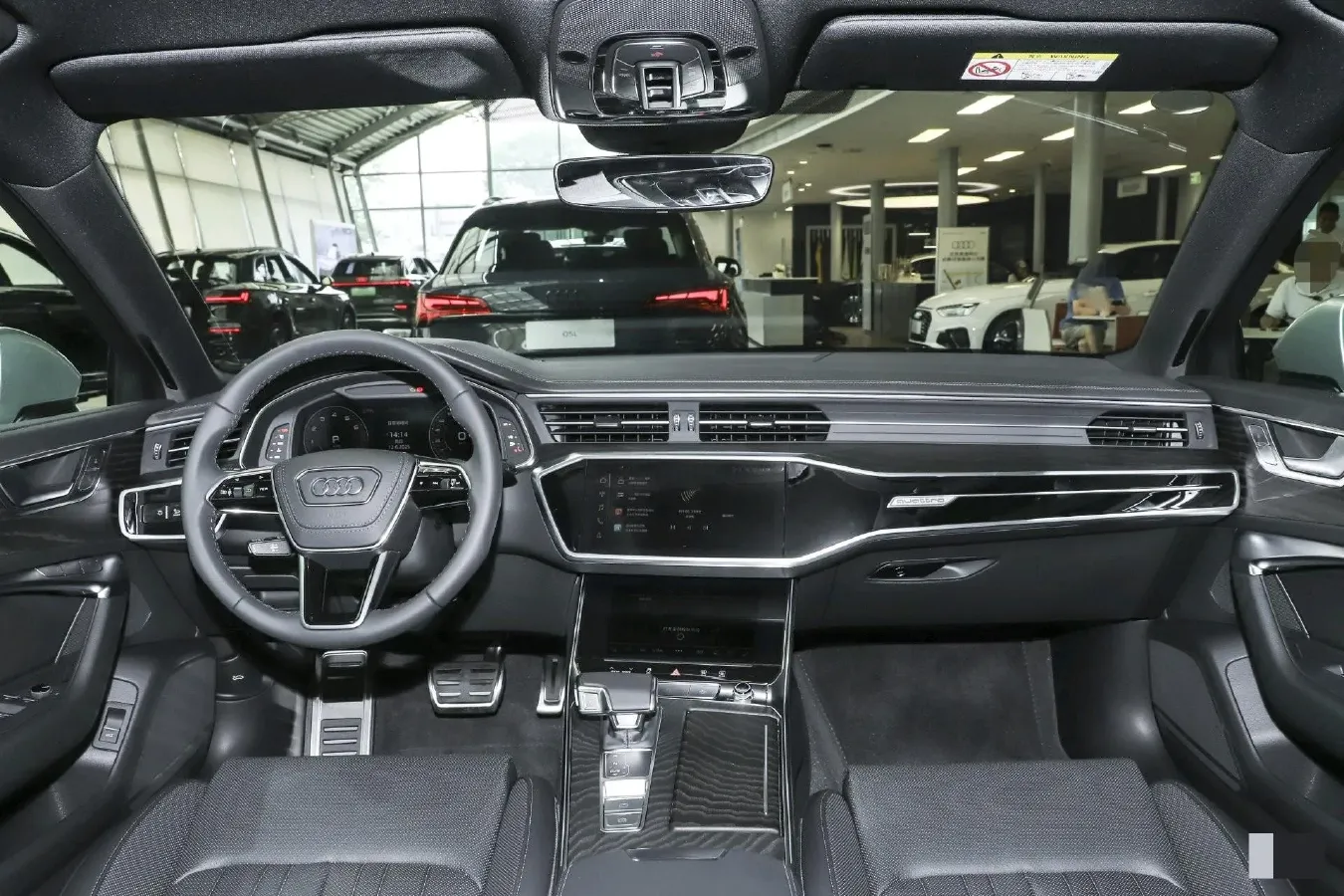 2025 Audi A6L 2.0T 245HP L4 7DCT,autocango,china used car exporter,china ev exporter,chinese used car exporter,chinese used ev exporter