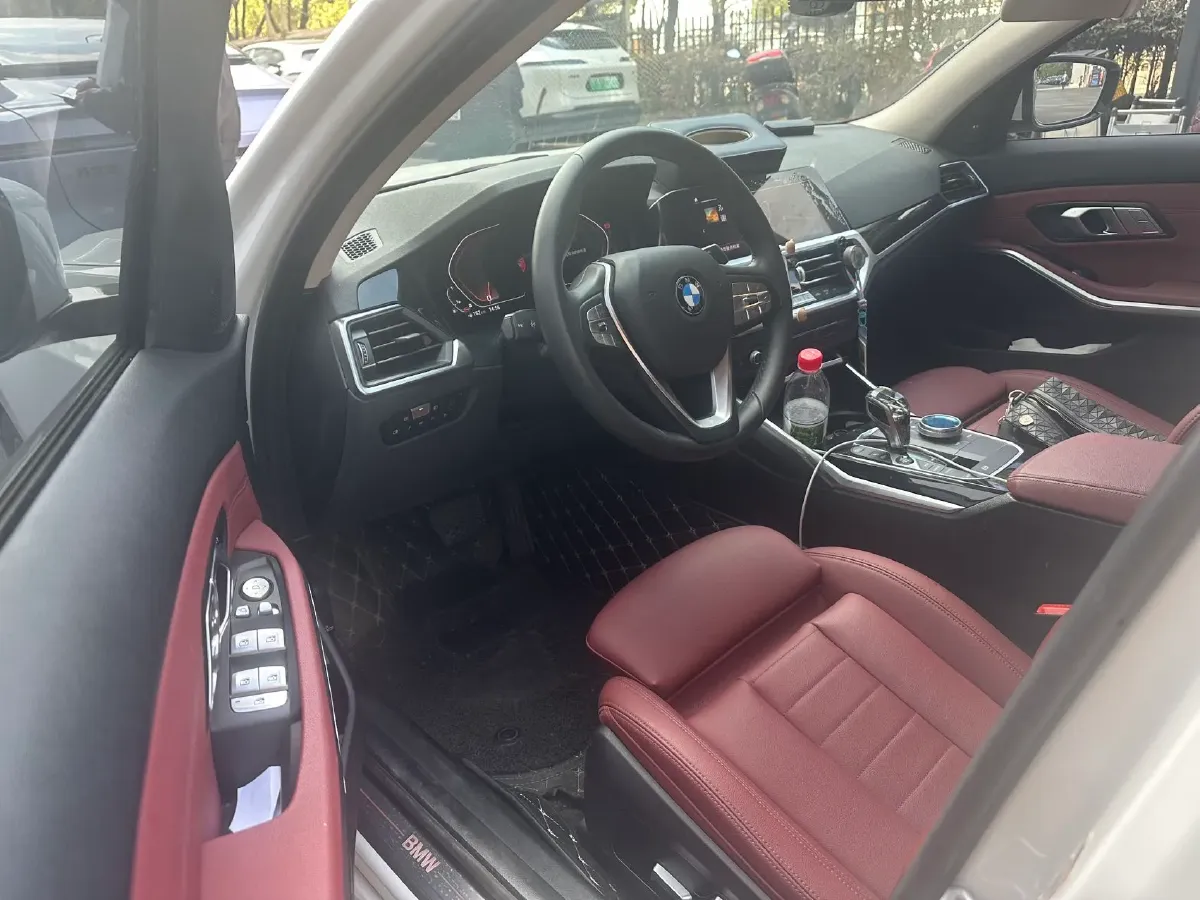 2021 BMW 3 Series 2.0T 156HP L4 8AT,autocango,china used car exporter,china ev exporter,chinese used car exporter,chinese used ev exporter