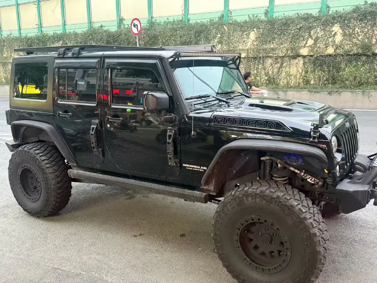 2017 Jeep Wrangler 3.6L 284HP V6 5AT,autocango,china used car exporter,china ev exporter,chinese used car exporter,chinese used ev exporter