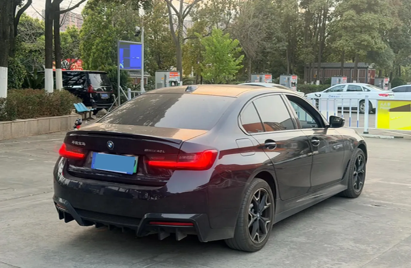 2024 BMW i3 BEV 79.05KWH,autocango,china used car exporter,china ev exporter,chinese used car exporter,chinese used ev exporter