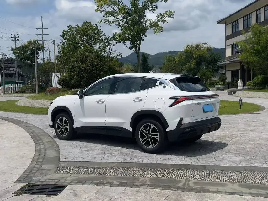 2024 Jetour ShanHai L6 1.5T 156HP L4 1DHT PHEV 19.43KWH,autocango,china used car exporter,china ev exporter,chinese used car exporter,chinese used ev exporter