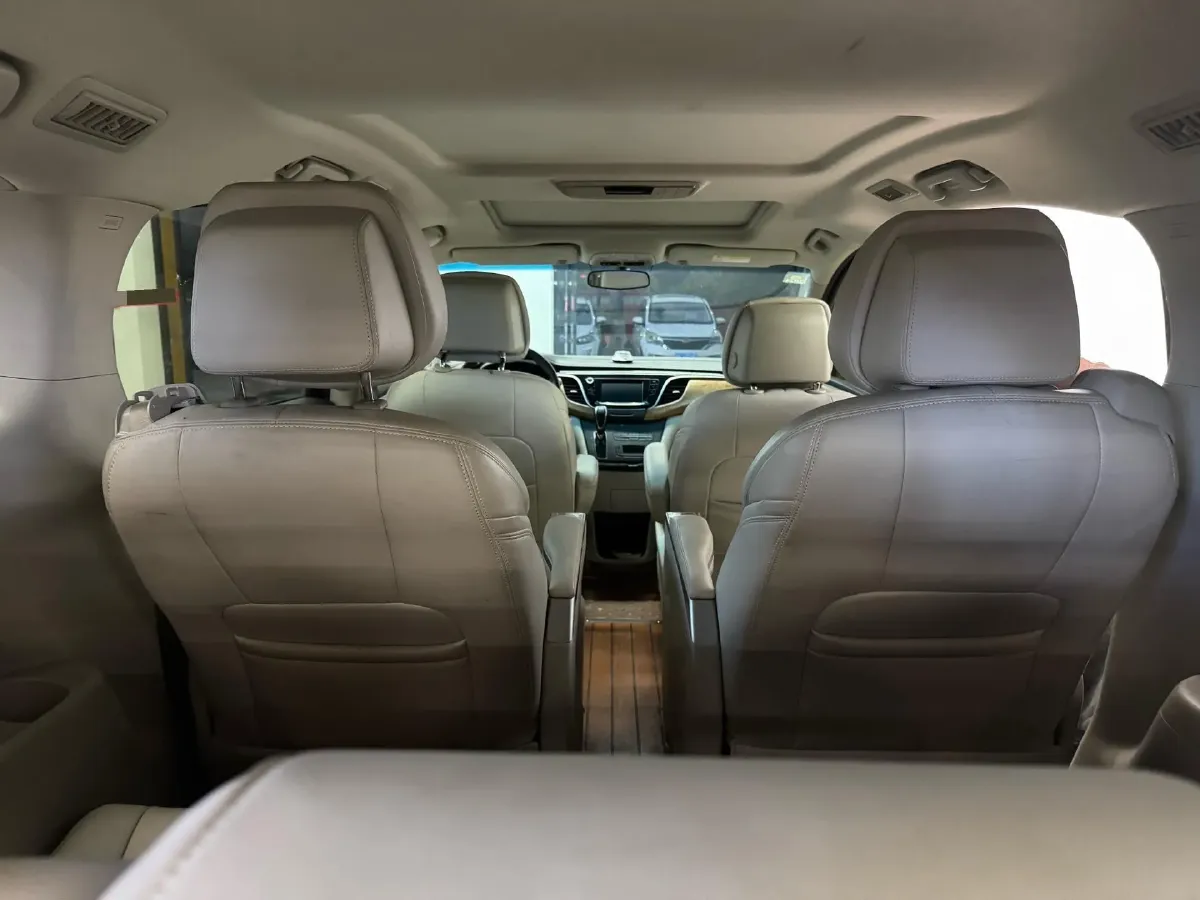 2018 Buick GL8 2.0T 260HP L4 6AT,autocango,china used car exporter,china ev exporter,chinese used car exporter,chinese used ev exporter