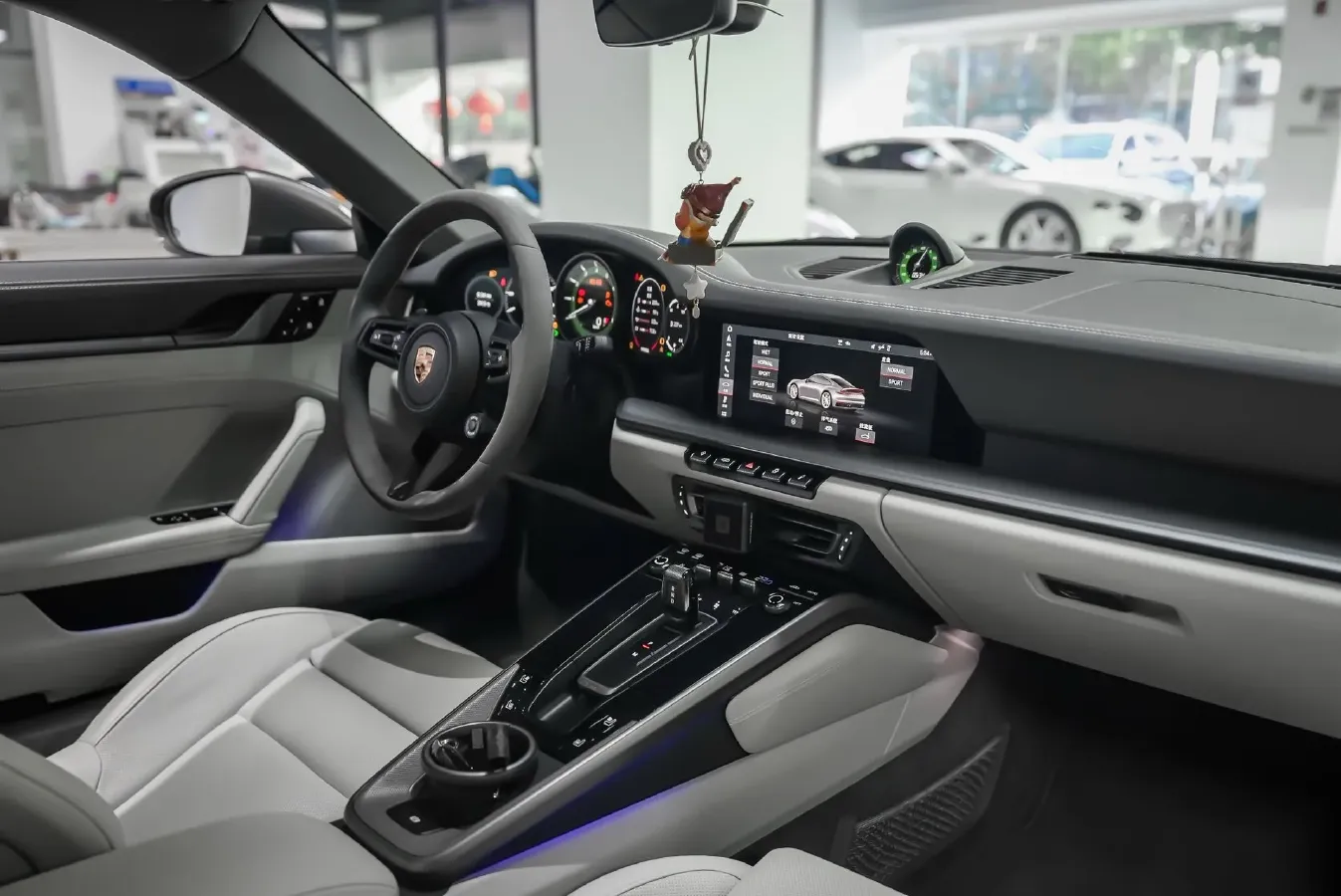 2020 Porsche 911 3.0T 385HP H6 8DCT,autocango,china used car exporter,china ev exporter,chinese used car exporter,chinese used ev exporter