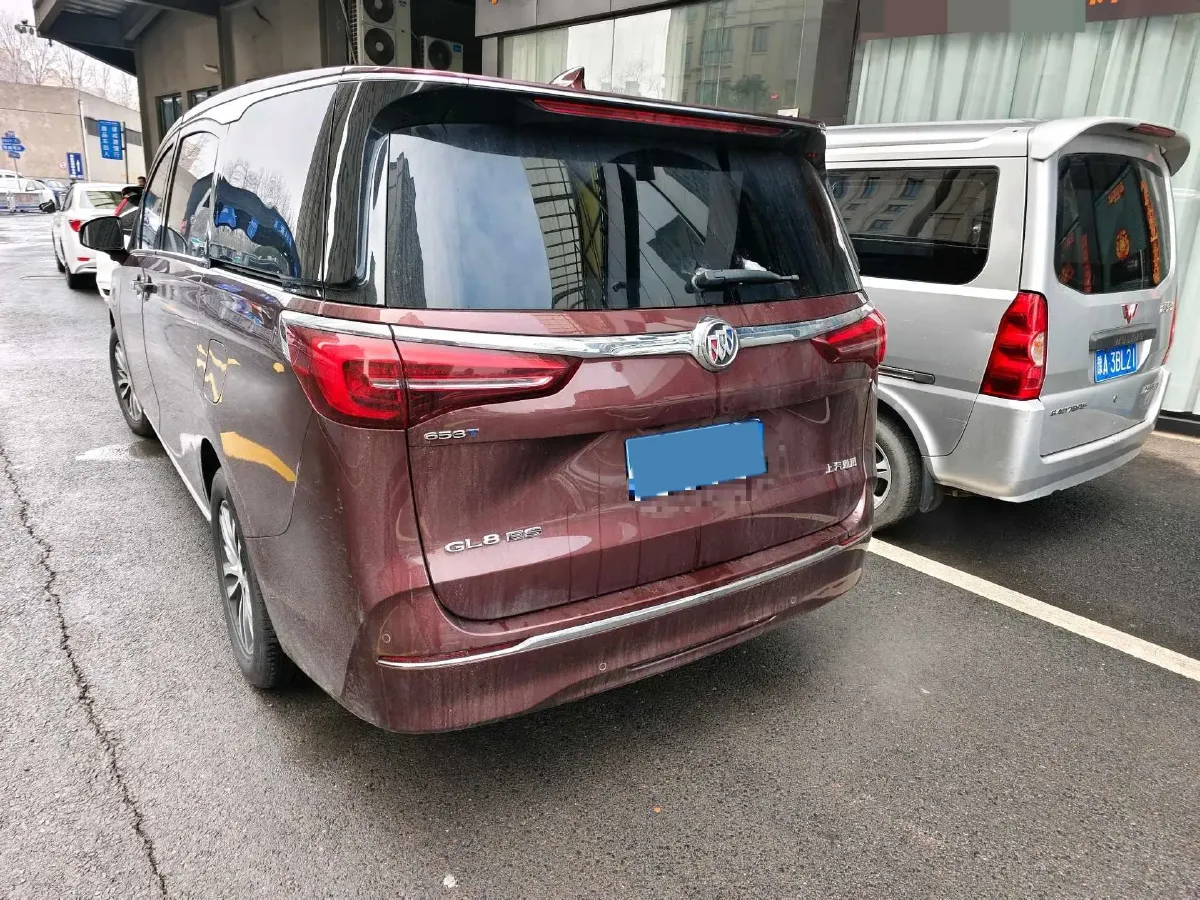 2023 Buick GL8 2.0T 237HP L4 9AT,autocango,china used car exporter,china ev exporter,chinese used car exporter,chinese used ev exporter