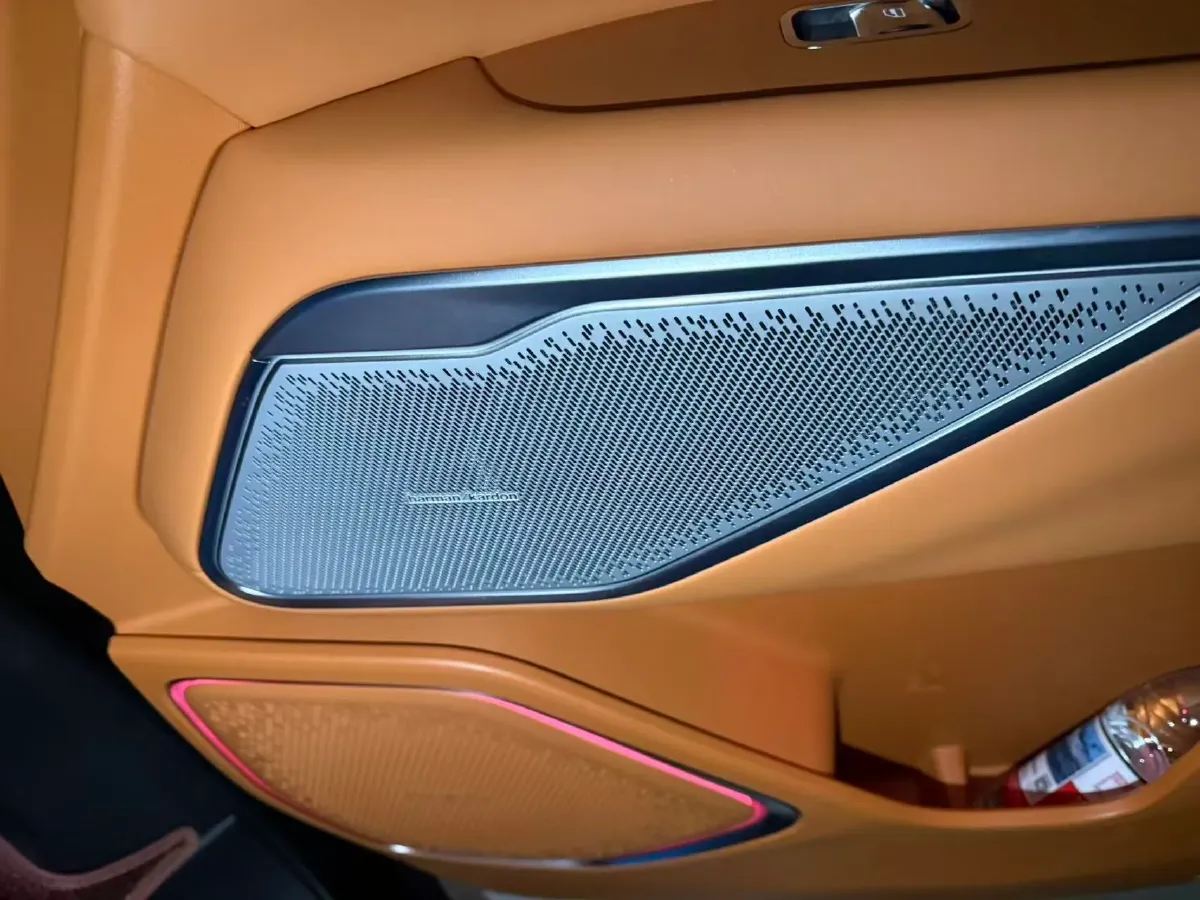 2024 Voyah ZhuiGuang 1.5T 136HP L4 PHEV 43KWH,autocango,china used car exporter,china ev exporter,chinese used car exporter,chinese used ev exporter