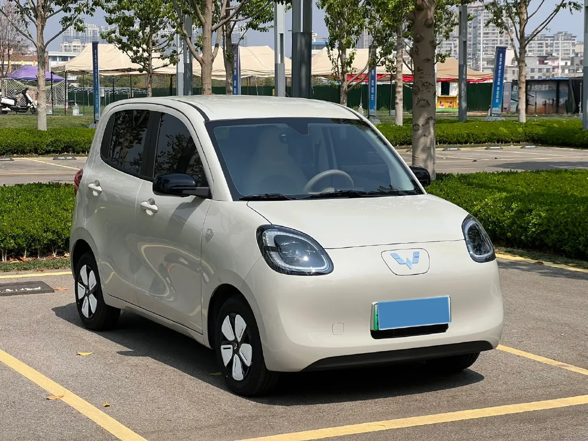 2025 WuLing HongGuang MINI EV BEV 16.2KWH,autocango,china used car exporter,china ev exporter,chinese used car exporter,chinese used ev exporter