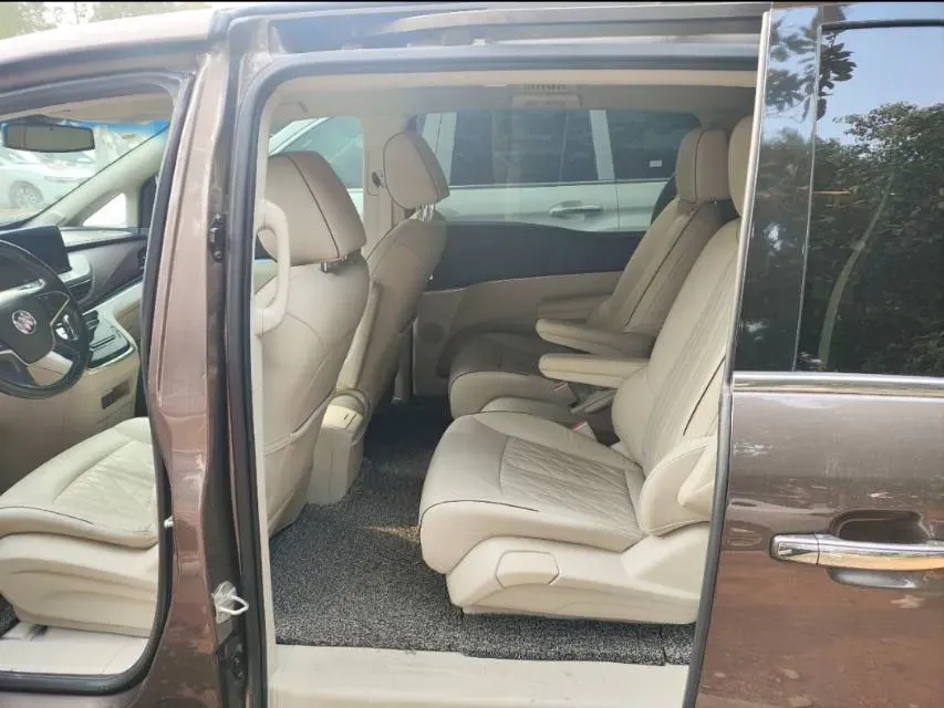 2022 Buick GL8 2.0T 237HP L4 9AT,autocango,china used car exporter,china ev exporter,chinese used car exporter,chinese used ev exporter