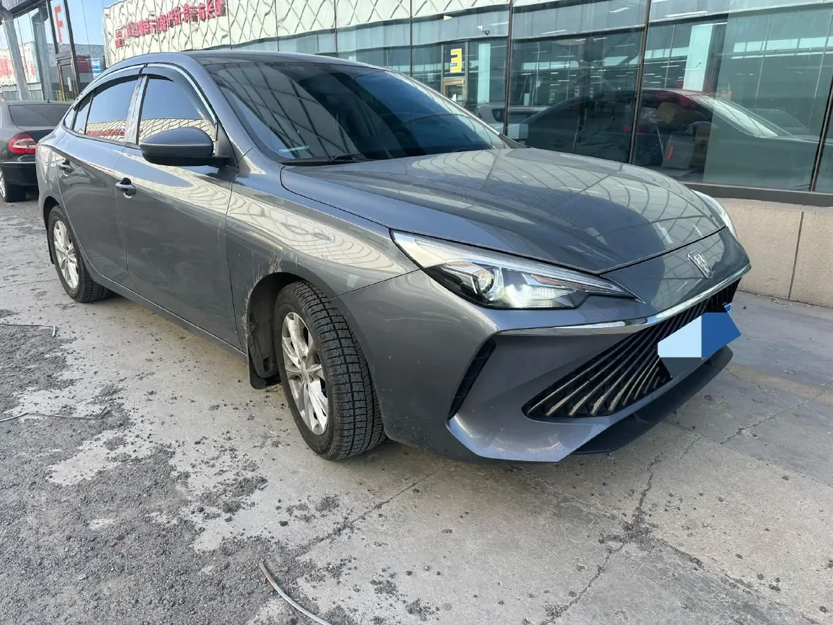 2023 Roewe i5 1.5L 129HP L4 5MT,autocango,china used car exporter,china ev exporter,chinese used car exporter,chinese used ev exporter