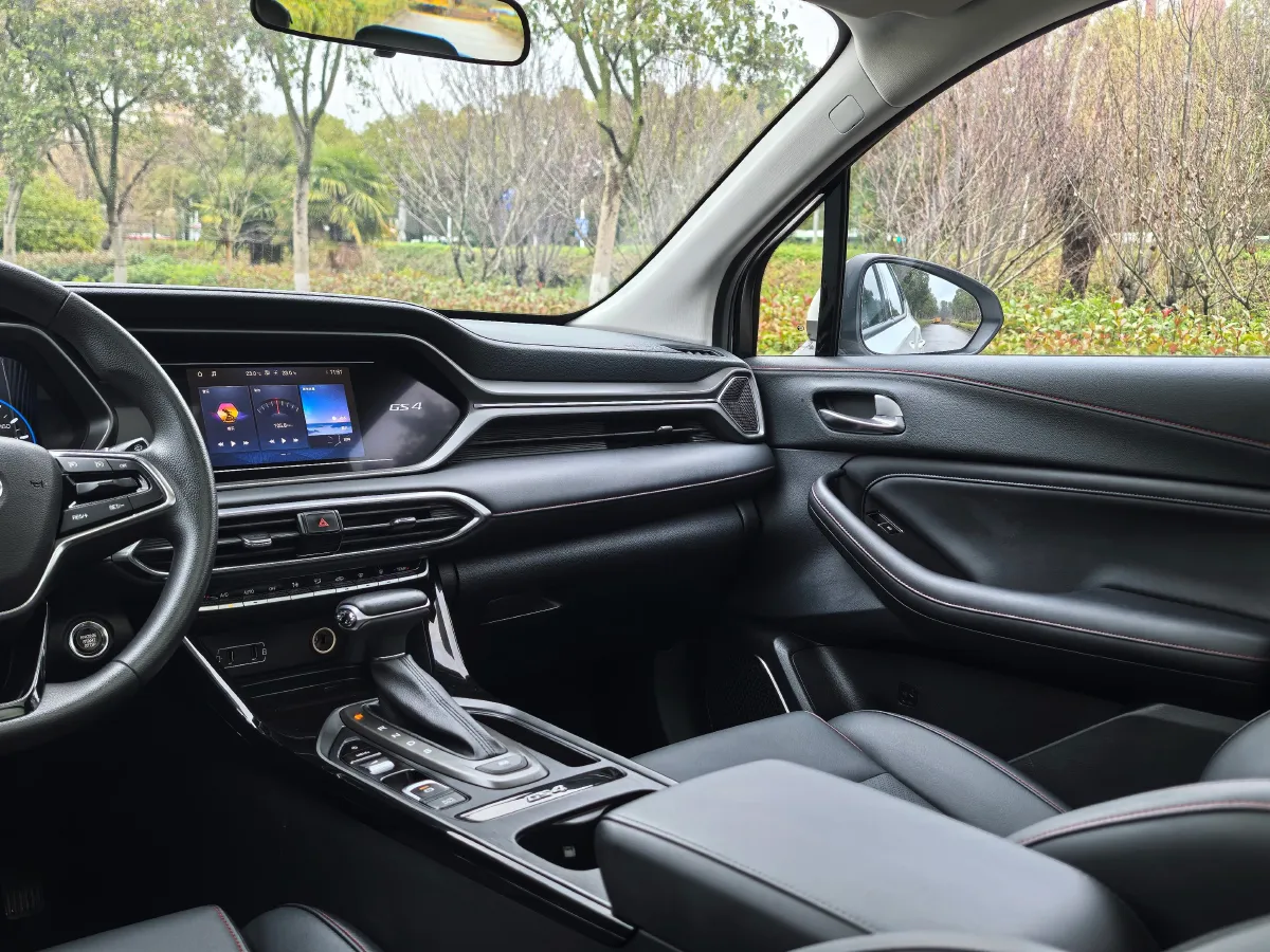 2021 GAC Trumpchi GS4 1.5T 169HP L4 6AT,autocango,china used car exporter,china ev exporter,chinese used car exporter,chinese used ev exporter