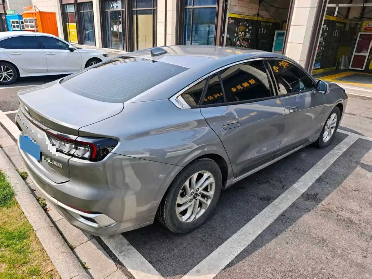 2023 Ford Mondeo 1.5T 190HP L4 8AT,autocango,china used car exporter,china ev exporter,chinese used car exporter,chinese used ev exporter