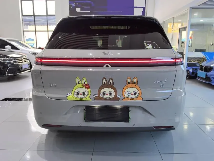 2025 Li L6 Range Extended 154HP L4 REEV,autocango,china used car exporter,china ev exporter,chinese used car exporter,chinese used ev exporter