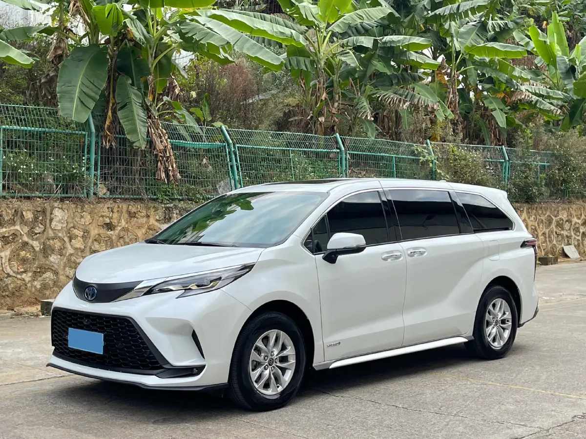 2024 Toyota Granvia 2.5L 189HP L4 E-CVT Hybrid,autocango,china used car exporter,china ev exporter,chinese used car exporter,chinese used ev exporter