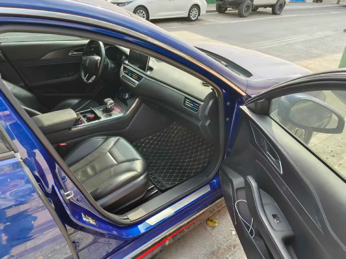 2020 HongQi H5 1.8T 197HP L4 6AT,autocango,china used car exporter,china ev exporter,chinese used car exporter,chinese used ev exporter