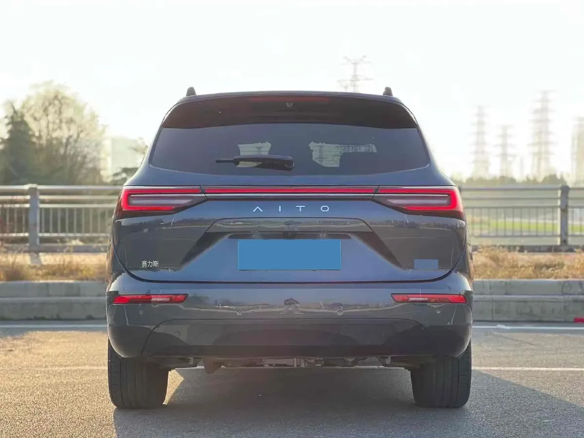 2024 AITO AITO M7 1.5T 152HP L4 REEV 42KWH,autocango,china used car exporter,china ev exporter,chinese used car exporter,chinese used ev exporter