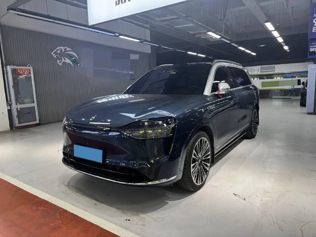 2024 AITO AITO M9 1.5T 152HP L4 REEV 42KWH,autocango,china used car exporter,china ev exporter,chinese used car exporter,chinese used ev exporter