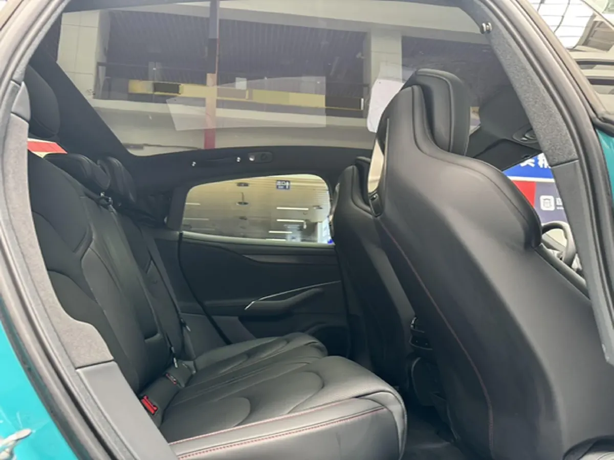 2024 MI SU7 BEV 94.3KWH,autocango,china used car exporter,china ev exporter,chinese used car exporter,chinese used ev exporter