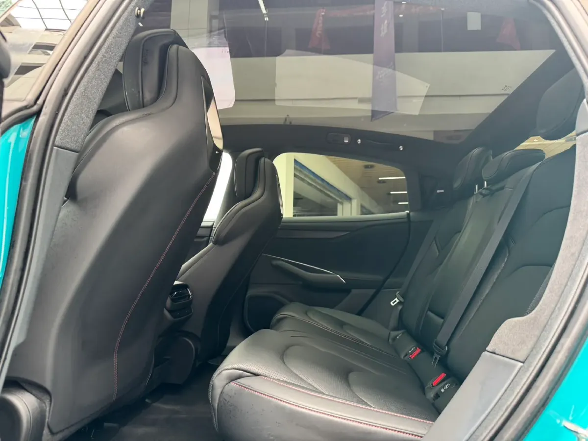 2024 MI SU7 BEV 94.3KWH,autocango,china used car exporter,china ev exporter,chinese used car exporter,chinese used ev exporter