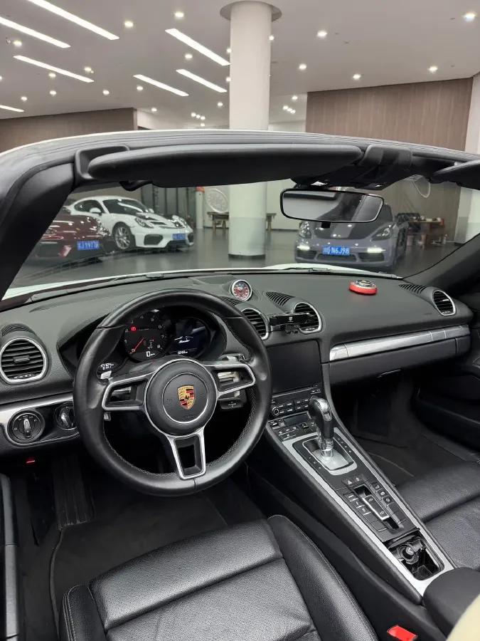 2020 Porsche 718 2.0T 250HP H4 7DCT,autocango,china used car exporter,china ev exporter,chinese used car exporter,chinese used ev exporter