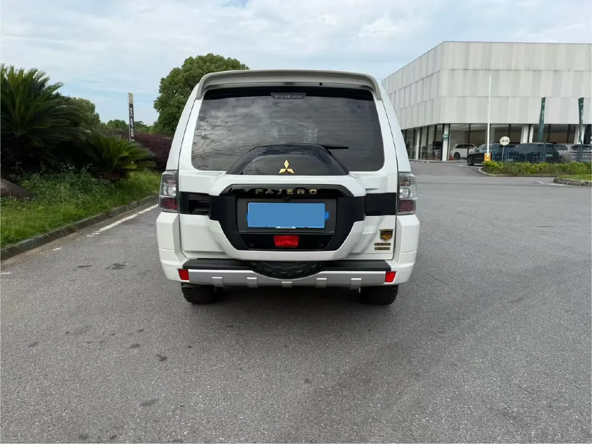 2017 Honda Jade 1.8L 141HP L4 5AT,autocango,china used car exporter,china ev exporter,chinese used car exporter,chinese used ev exporter