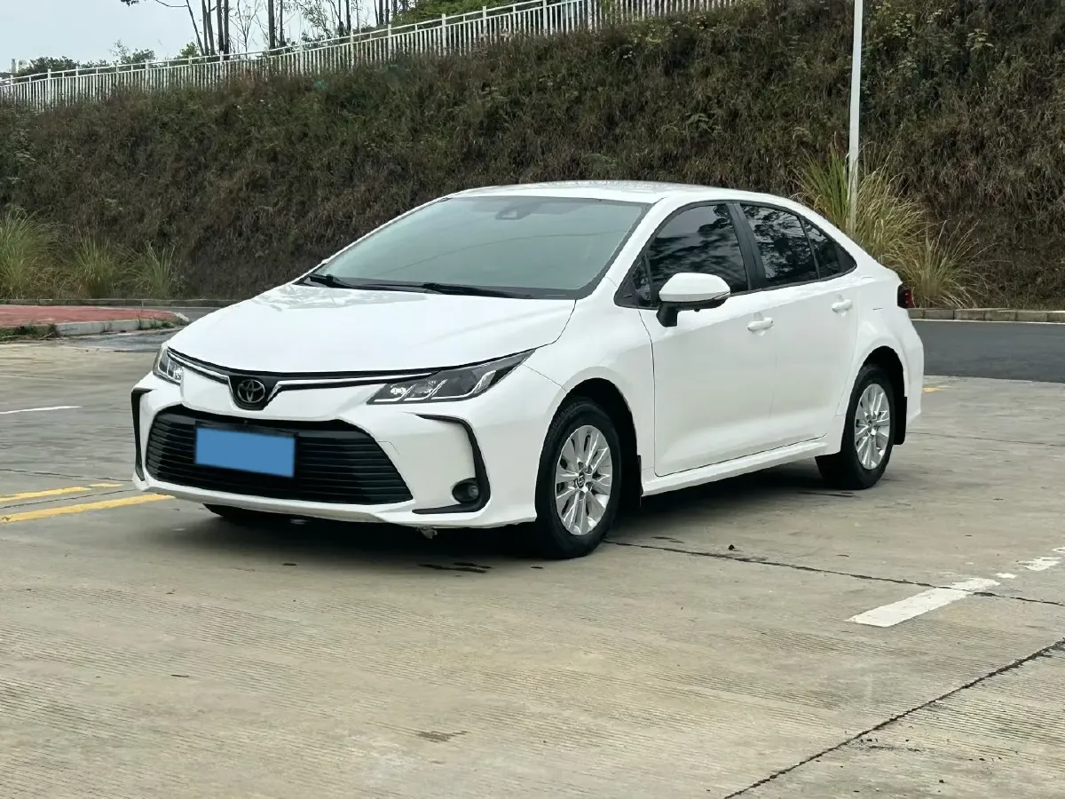 2019 Toyota Corolla 1.2T 116HP L4 CVT,autocango,china used car exporter,china ev exporter,chinese used car exporter,chinese used ev exporter