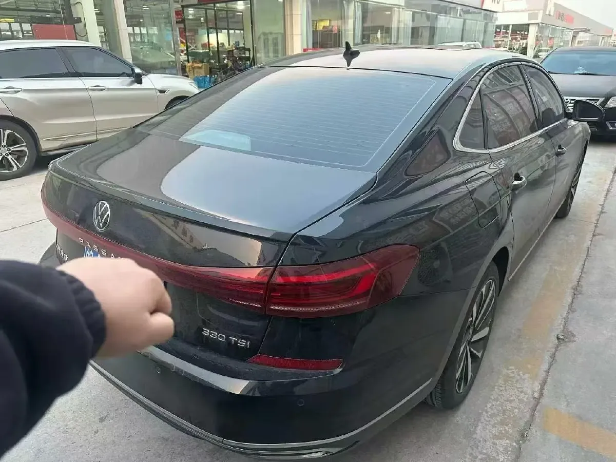 2023 Volkswagen Passat 2.0T 186HP L4 7DCT,autocango,china used car exporter,china ev exporter,chinese used car exporter,chinese used ev exporter