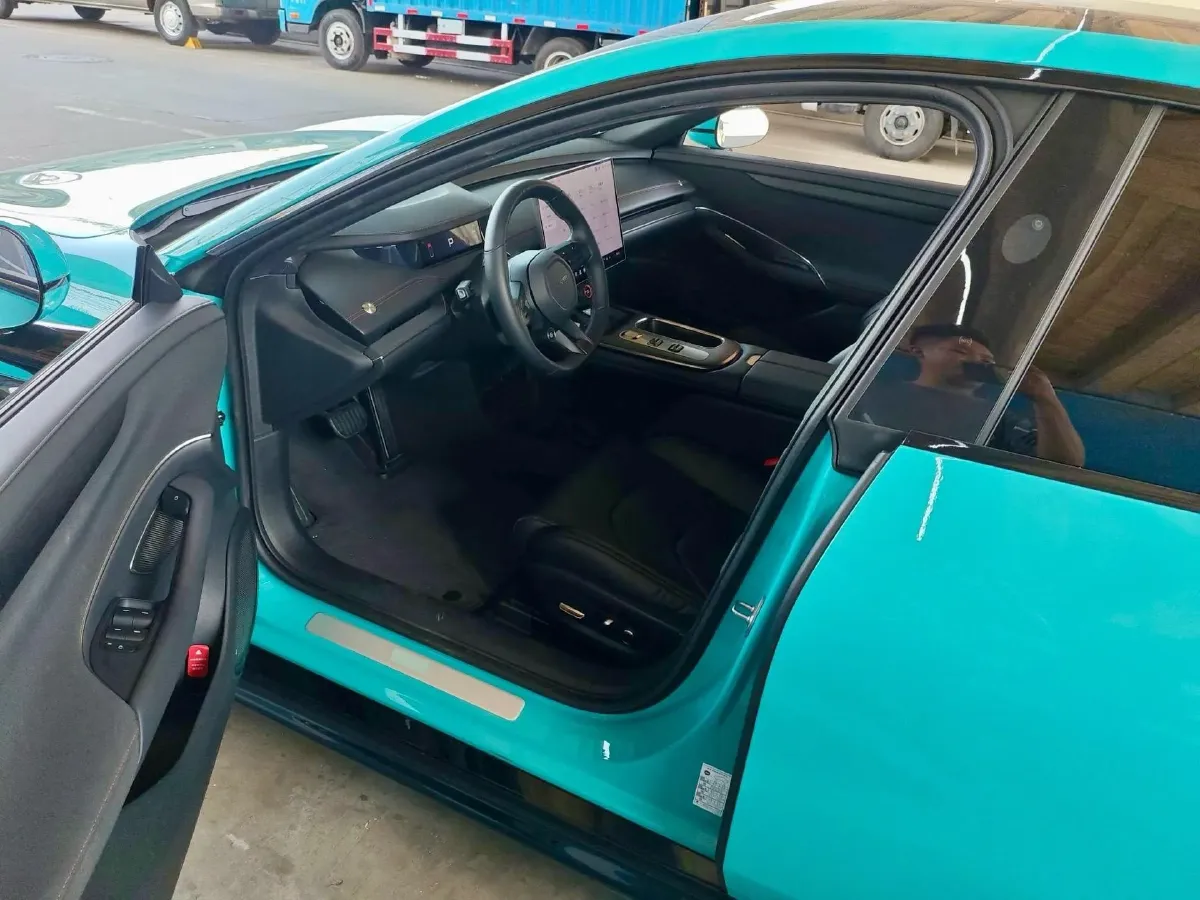 2024 MI SU7 BEV 73.6KWH,autocango,china used car exporter,china ev exporter,chinese used car exporter,chinese used ev exporter