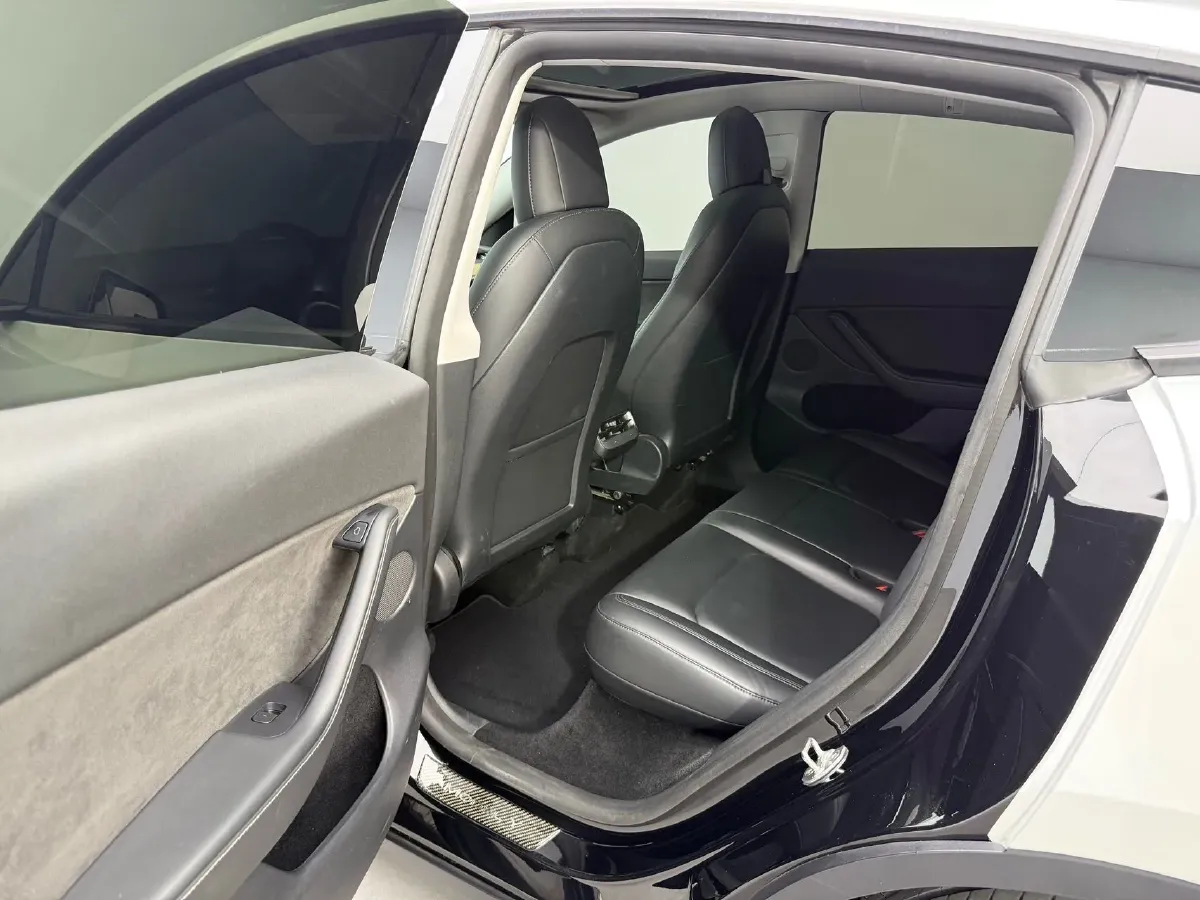 2021 Tesla Model Y BEV 60KWH,autocango,china used car exporter,china ev exporter,chinese used car exporter,chinese used ev exporter