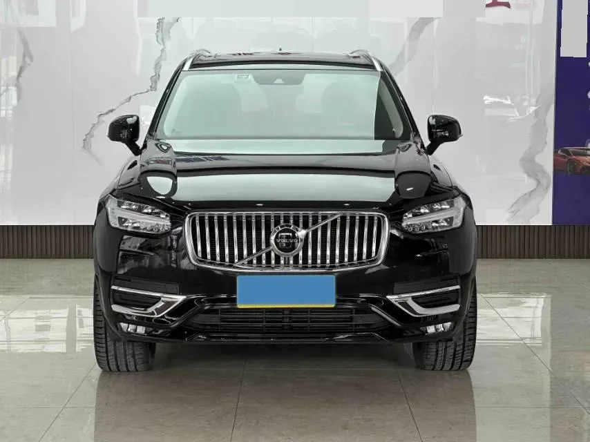 2020 Volvo XC90 2.0T 254HP L4 8AT,autocango,china used car exporter,china ev exporter,chinese used car exporter,chinese used ev exporter