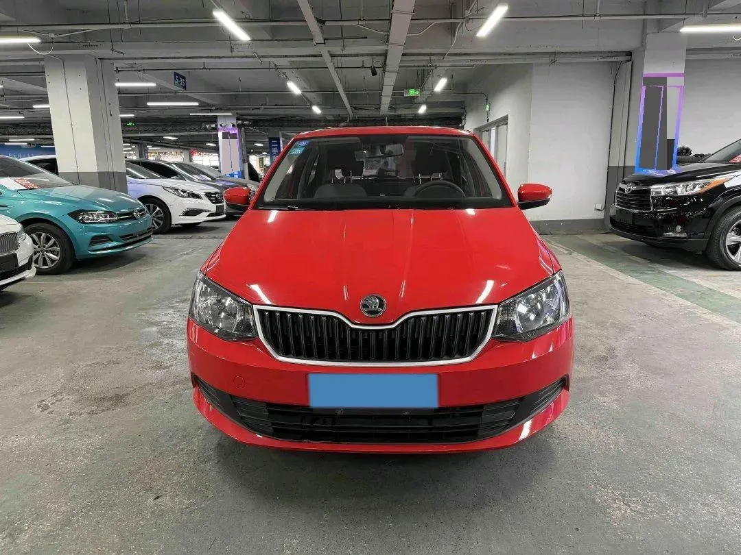 2017 Skoda Fabia 1.4L 90HP L4 6AT,autocango,china used car exporter,china ev exporter,chinese used car exporter,chinese used ev exporter