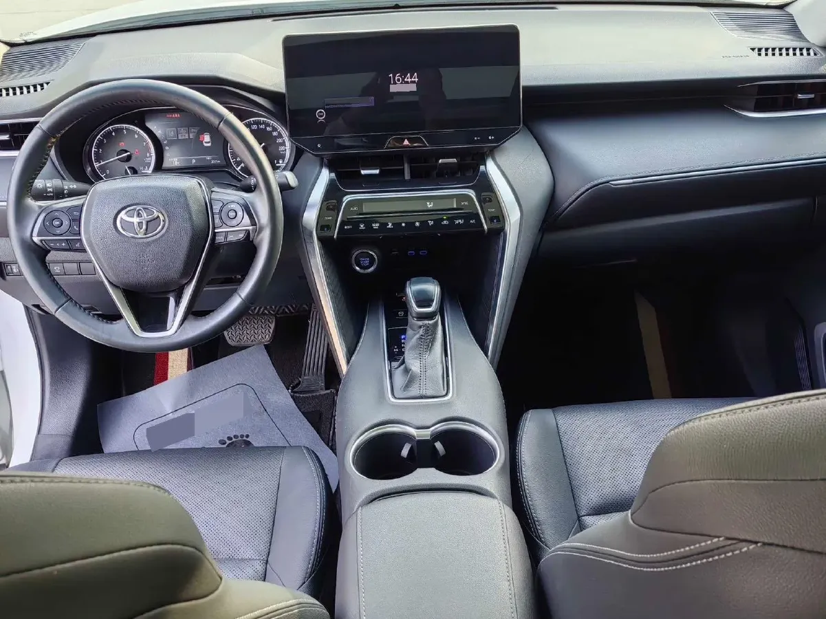 2022 Toyota Harrier 2.0L 171HP L4 CVT,autocango,china used car exporter,china ev exporter,chinese used car exporter,chinese used ev exporter