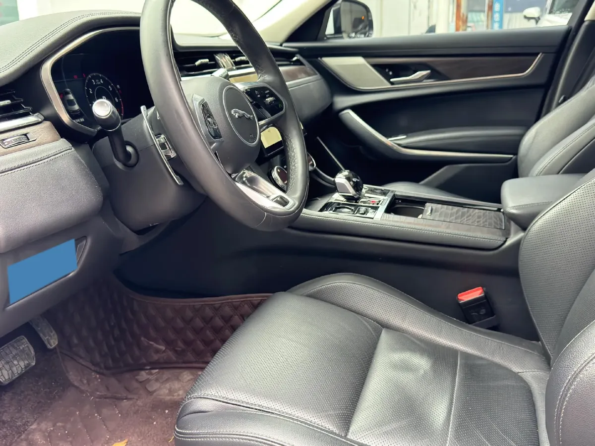 2024 Jaguar XEL 2.0T 200HP L4 8AT,autocango,china used car exporter,china ev exporter,chinese used car exporter,chinese used ev exporter