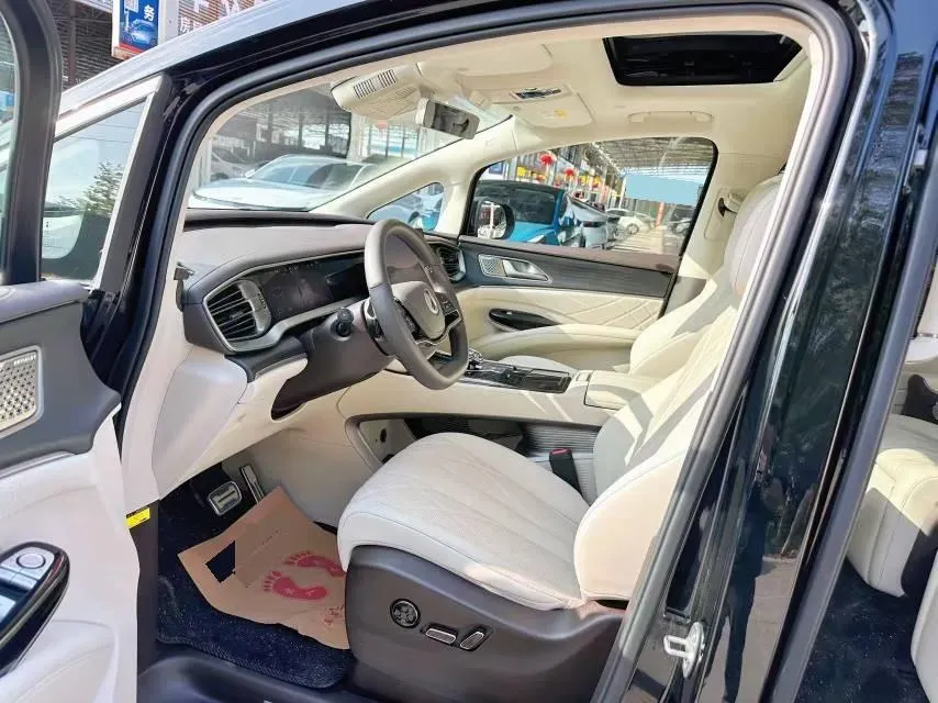 2025 Denza D9 1.5T 156HP L4 E-CVT PHEV 40KWH,autocango,china used car exporter,china ev exporter,chinese used car exporter,chinese used ev exporter