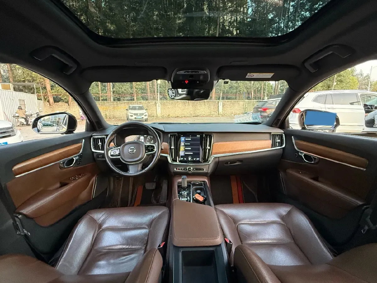 2021 Volvo S90 2.0T 250HP L4 8AT,autocango,china used car exporter,china ev exporter,chinese used car exporter,chinese used ev exporter