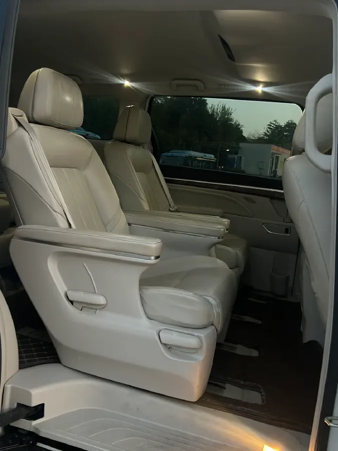 2018 GAC Trumpchi M8 2.0T 201HP L4 6AT,autocango,china used car exporter,china ev exporter,chinese used car exporter,chinese used ev exporter