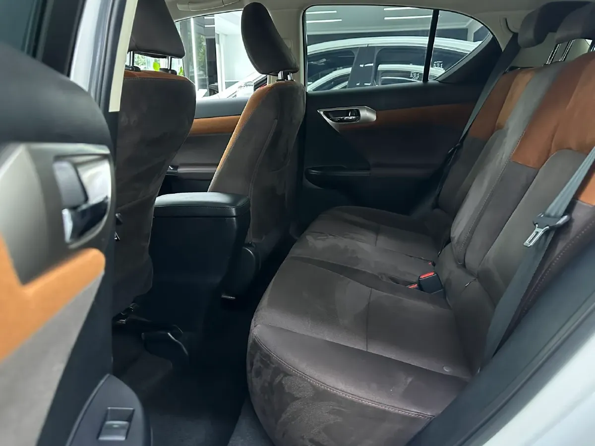 2020 Lexus CT 1.8L 99HP L4 E-CVT Hybrid,autocango,china used car exporter,china ev exporter,chinese used car exporter,chinese used ev exporter