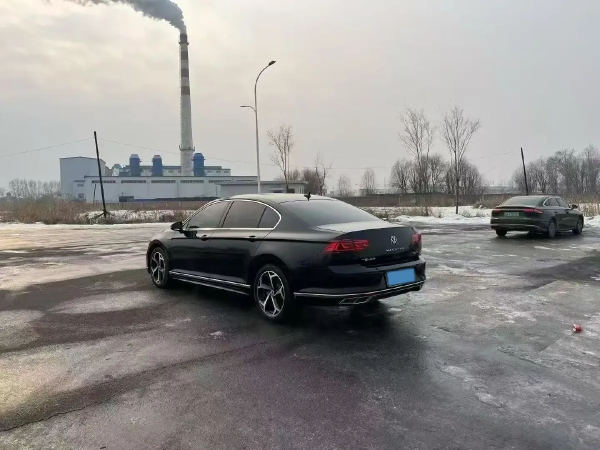 2023 Volkswagen Magotan 2.0T 220HP L4 7DCT,autocango,china used car exporter,china ev exporter,chinese used car exporter,chinese used ev exporter