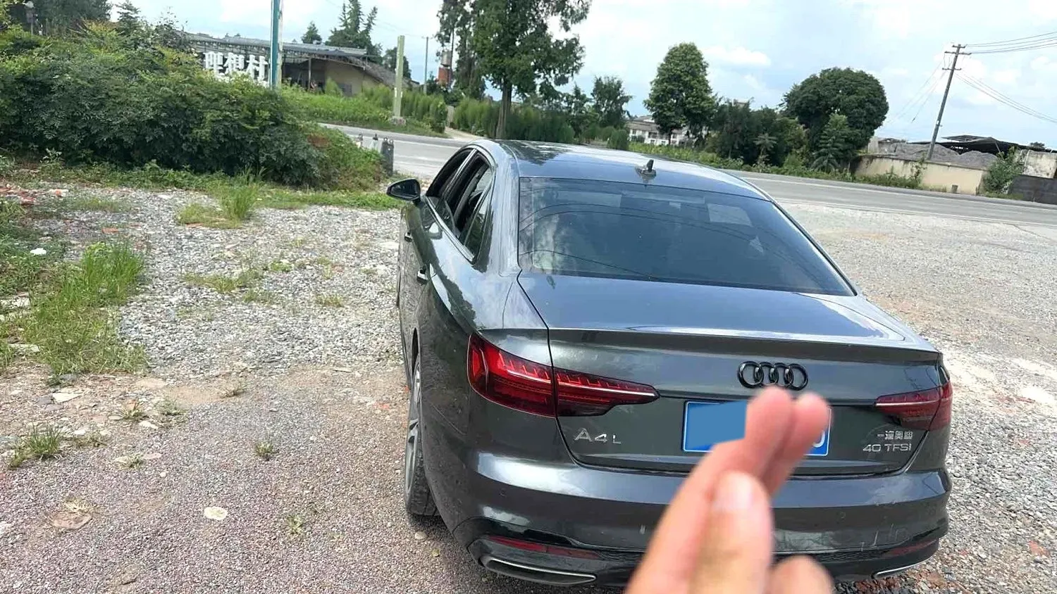 2022 Audi A4L 2.0T 190HP L4 7DCT,autocango,china used car exporter,china ev exporter,chinese used car exporter,chinese used ev exporter