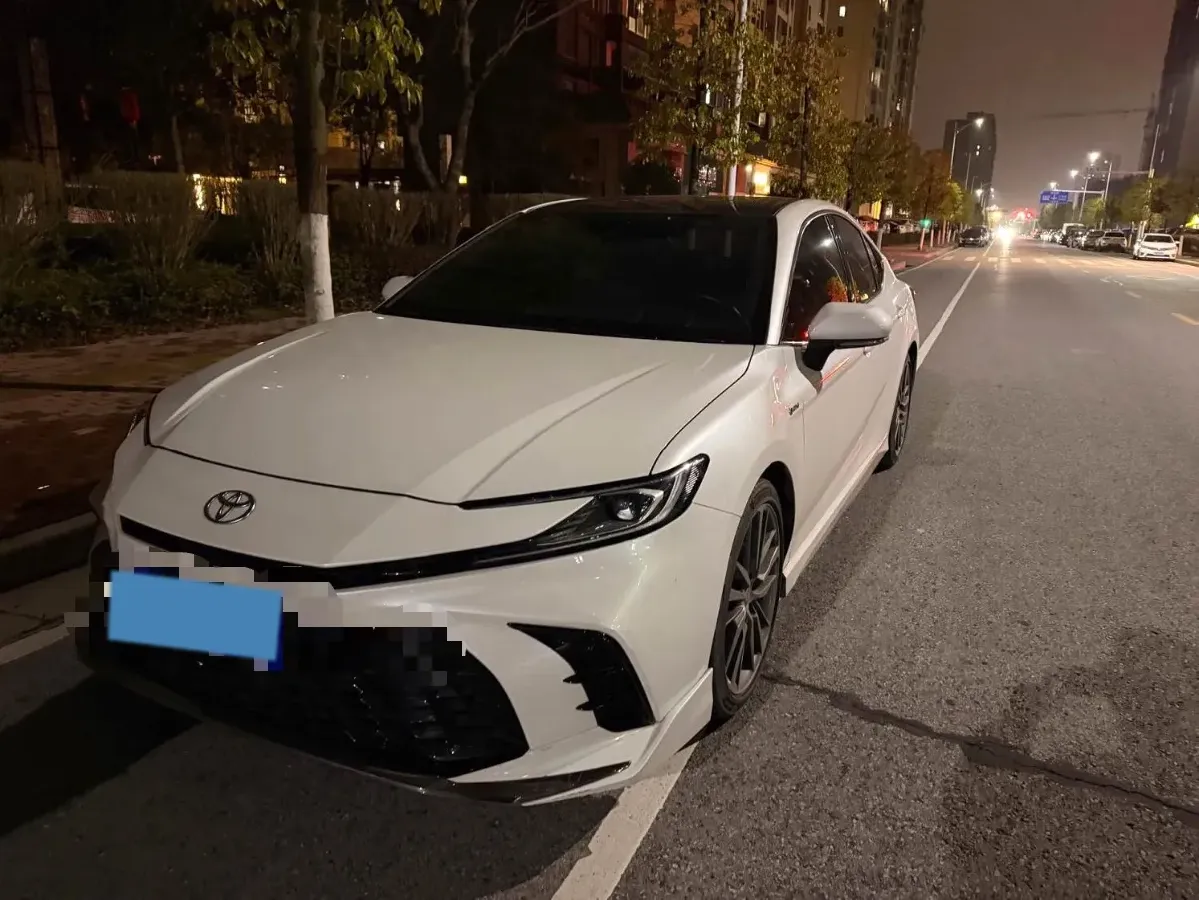 2024 Toyota Camry 2.0L 152HP L4 E-CVT Hybrid,autocango,china used car exporter,china ev exporter,chinese used car exporter,chinese used ev exporter