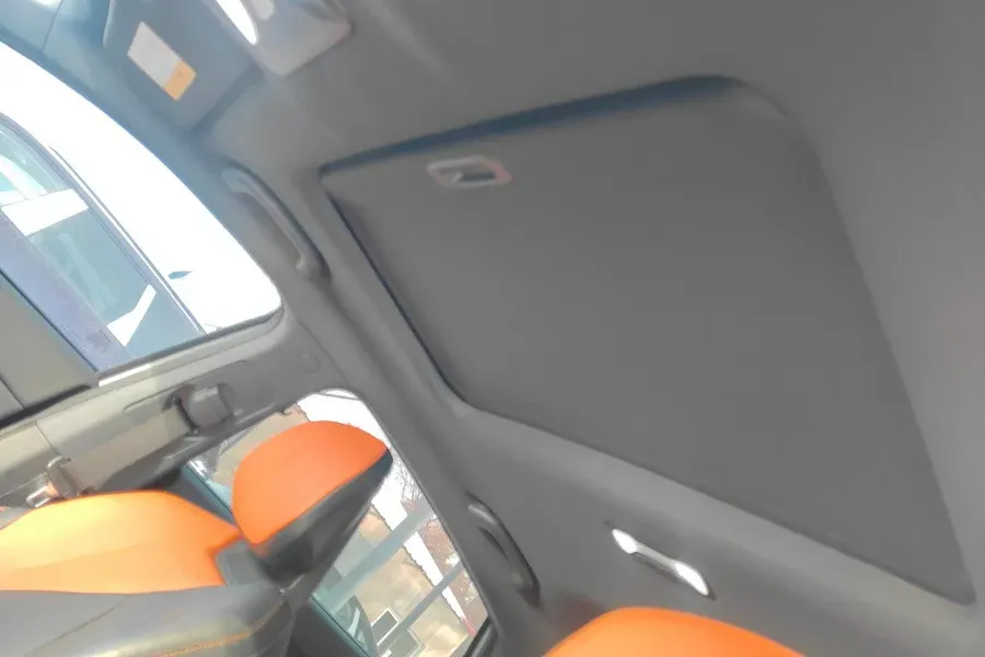 2023 ChangAn UNI-V iDD 1.5T 170HP L4 6TCT PHEV 18.4KWH,autocango,china used car exporter,china ev exporter,chinese used car exporter,chinese used ev exporter