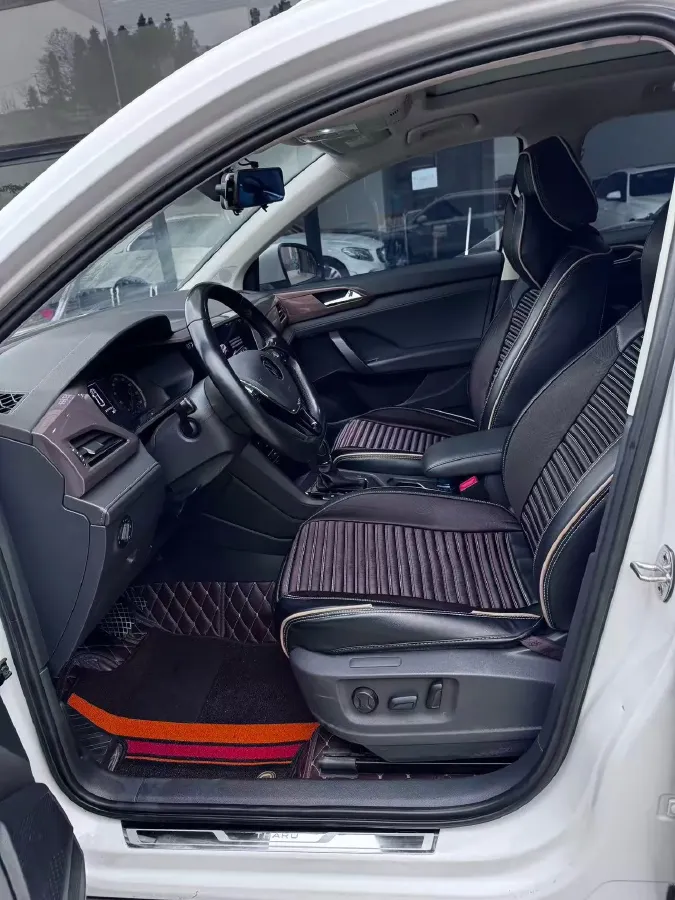 2020 Volkswagen Tharu 2.0T 186HP L4 7DCT,autocango,china used car exporter,china ev exporter,chinese used car exporter,chinese used ev exporter