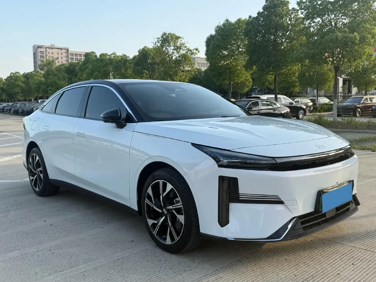 2023 Geely Galaxy L6 1.5T 163HP L4 3DHT PHEV,autocango,china used car exporter,china ev exporter,chinese used car exporter,chinese used ev exporter