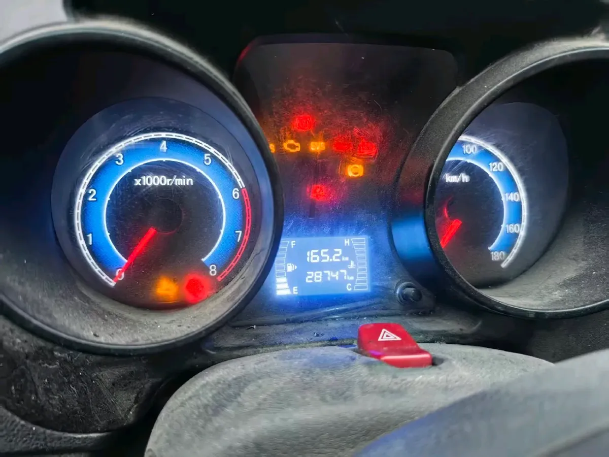 2019 DongFeng DFSK D52 1.5L 112HP L4 5MT,autocango,china used car exporter,china ev exporter,chinese used car exporter,chinese used ev exporter